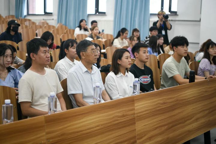 1627454星空彩票手机网址131044.jpg 640.webp.jpg