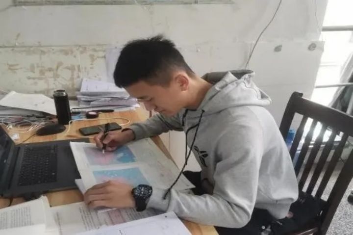 1637287094679514.jpg 640.webp (47).jpg