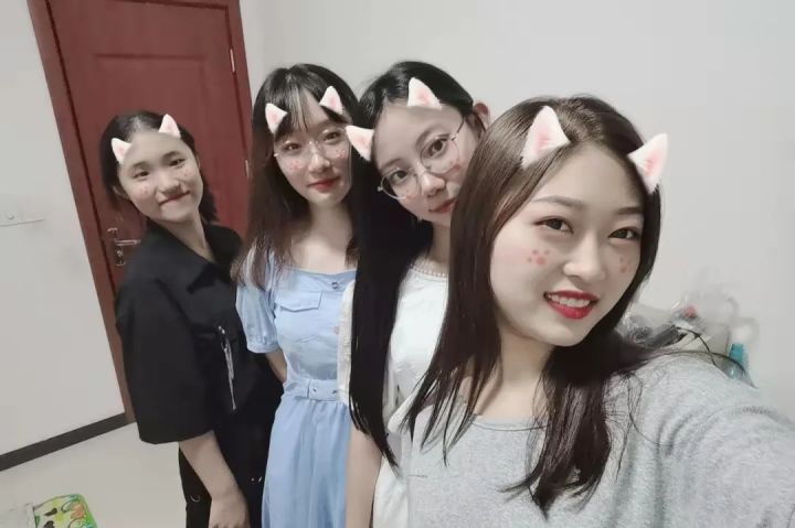 1639727星空彩票手机网址655460.jpg 640.webp (99).jpg