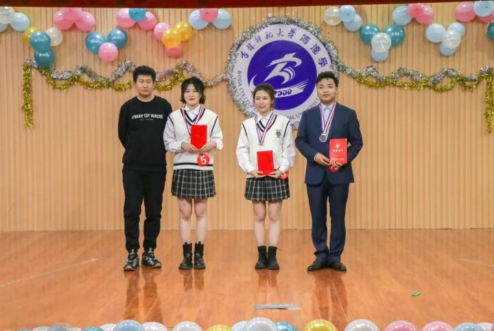 1637289064119378.jpg 640.webp (100).jpg